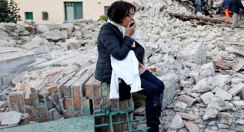 ارتفاع ضحايا زلزال إيطاليا إلى 120 شخصاً