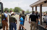 مسلح يقتل 19 تلميذاً وبالغين بالرصاص في مدرسة بتكساس