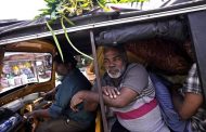 رئيس وزراء سريلانكا يعلن انهيار اقتصاد بلاده بالكامل