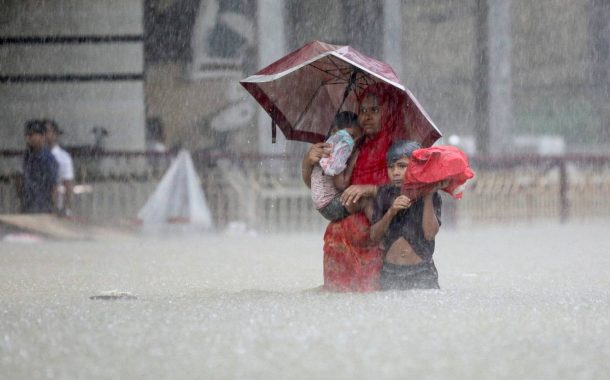 باكستان تستعد لأسوأ موجة فيضانات منذ عقود