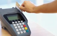 «اقتصادية عجمان» تحذر من فرض رسوم على استخدام البطاقات الائتمانية