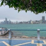 طقس صحو ورياح مثيرة للغبار أحياناً غداً
