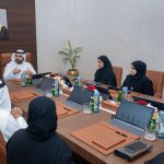 محمد الشرقي يلتقي فريق مستشفى الفجيرة ويطّلع على خططه وخدماته