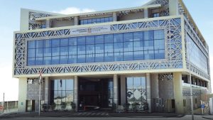 “الموارد البشرية”: إغلاق 230 حساباً على وسائل التواصل الاجتماعي لترويجها خدمات من دون ترخيص