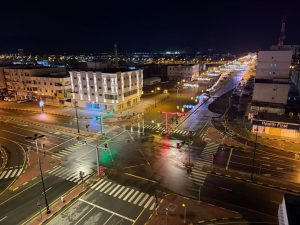 بلدية دبا تعزز الجاهزية الميدانية للتعامل مع تداعيات الحالة الجوية