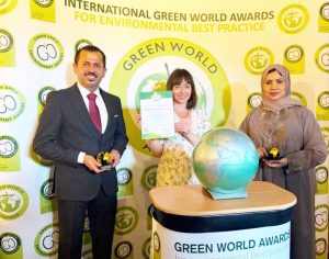 «الفجيرة للموارد الطبيعية» تفوز بجائزة العـالم الأخـضر