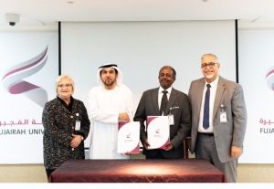 جامعة الفجيرة و”الفجيرة الوطنية للتأمين” توقعان مذكرة تفاهم بمجال التدريب الإعلامي