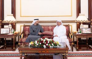 حاكم الفجيرة يلتقي ذياب بن محمد بن زايد