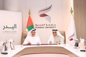 جامعة الفجيرة ومبادرة “البدر” توقّعان اتفاقية تعاون