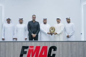 نادي الفجيرة للفنون القتالية يتوج بدرع التفوق العام للترايثلون