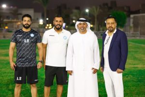 سفير الدولة لدى مصر يزور معسكر نادي دبا لكرة القدم في القاهرة