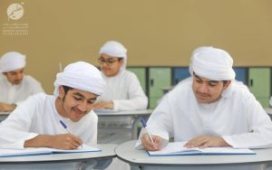 الإمارات… تقليص ساعات ودوام بالتناوب في أول أسبوع دراسي