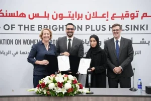 «الفجيرة للفنون القتالية» يوقّع إعلان برايتون بلس هلسنكي