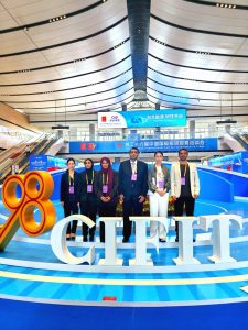 شرطة الفجيرة تطّلع على أحدث تقنيات الأمن والذكاء الاصطناعي في معرض شيامن 2026 بالصين