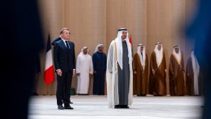 رئيس الدولة: العلاقات الإماراتية – الفرنسية تقوم على أسس قوية