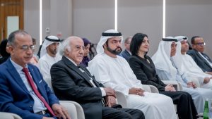 محمد الشرقي يشهد حفل تخريج طلاب برنامجَي «مدخل إلى عالم الفلسفة» و«مناهج البحث في العلوم الإنسانية»